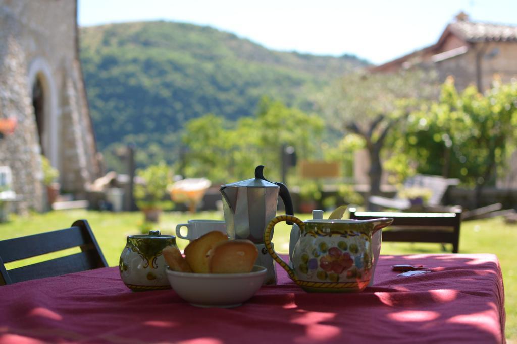 Campagna In Compagnia Vila Vallo di Nera Exterior foto