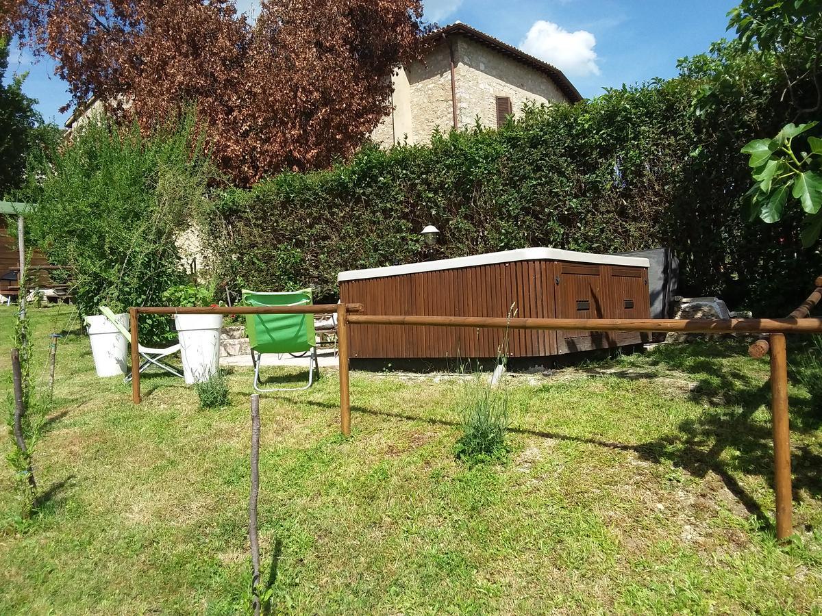 Campagna In Compagnia Vila Vallo di Nera Exterior foto